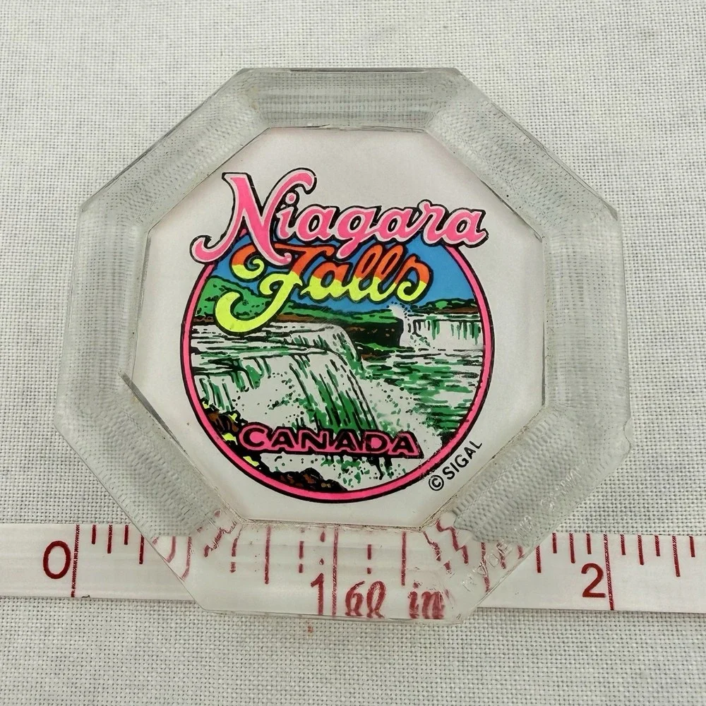 Vintage Niagara Falls Canada Magnet Souvenir Hot Pink Pop Mod Art Retro Acrylic